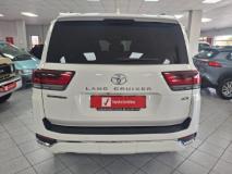 Toyota Land Cruiser 300 3.3D ZX Humansdorp Toyota