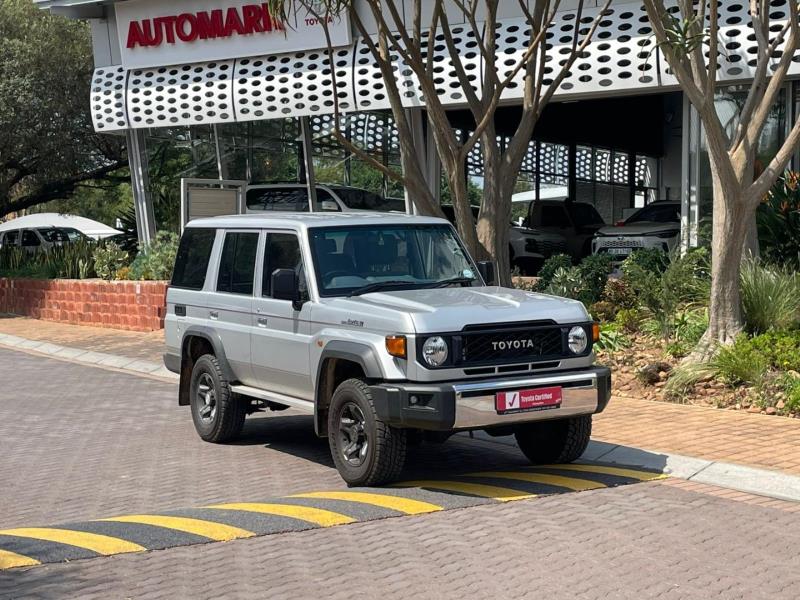 Toyota Land Cruiser 76 2.8GD-6 Station Wagon for sale in Randburg