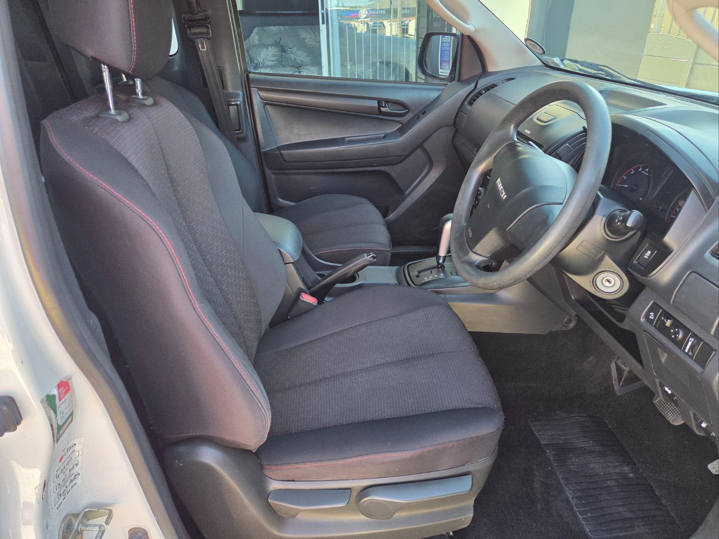 Isuzu D-Max 250 Extended Cab Hi-Ride Auto Jaysmart Motor