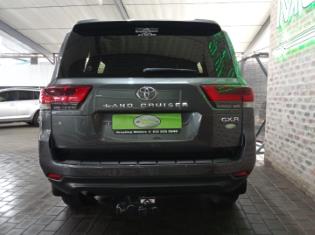 2024 Toyota Land Cruiser 300 3.3D GX-R for sale