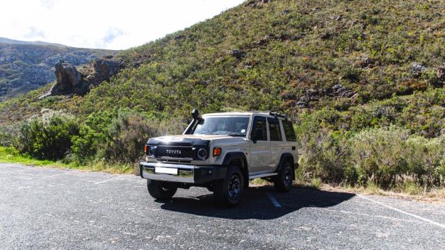 Toyota Land Cruiser 76 2.8GD-6 Station Wagon LX Auto The Autobarn Hermanus