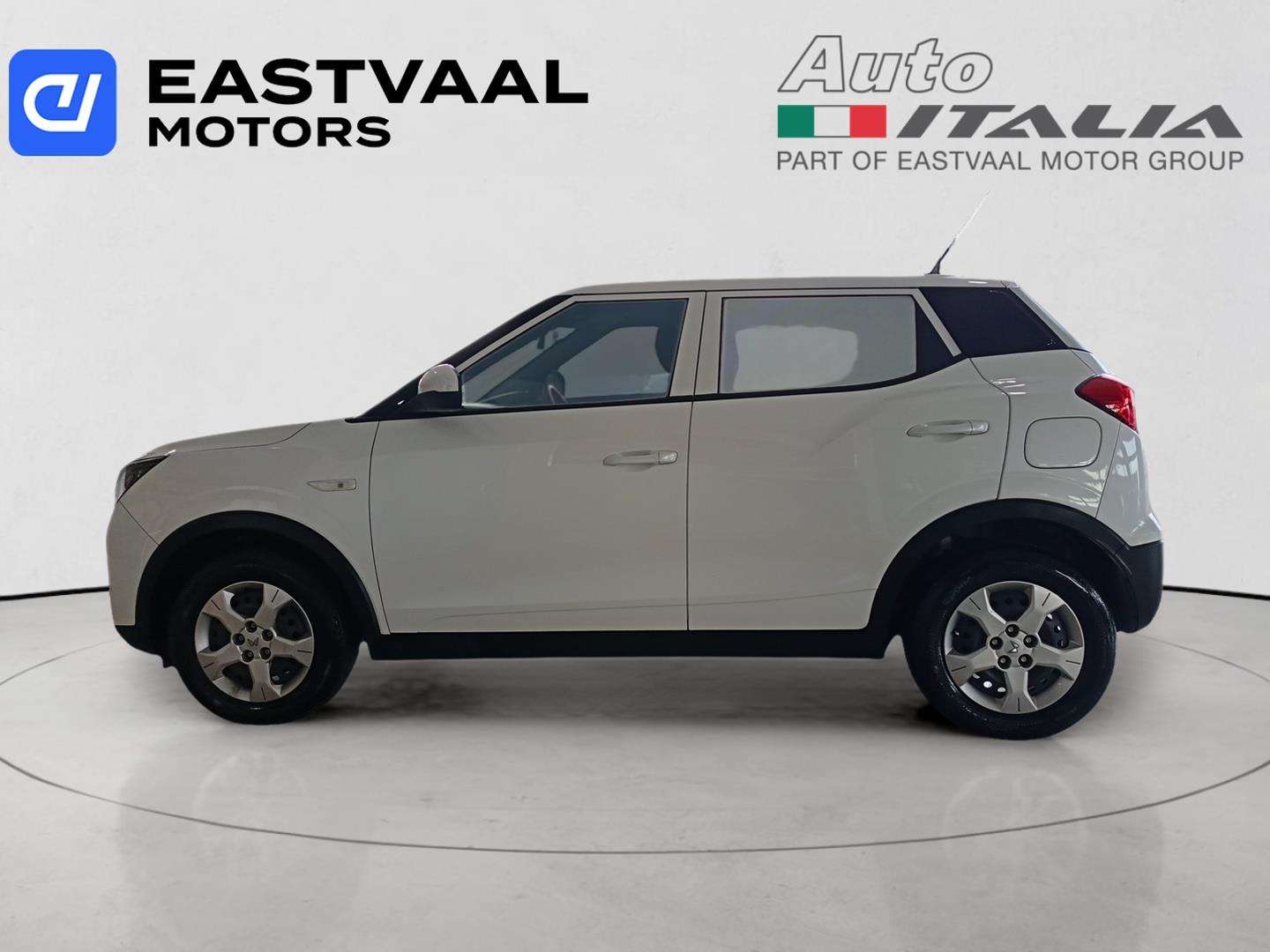 Mahindra XUV300 1.2T W4 Xprez Panel Van Auto Italia