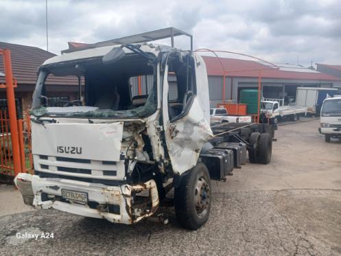 2015 Isuzu Ftr850 AMT 8 TON