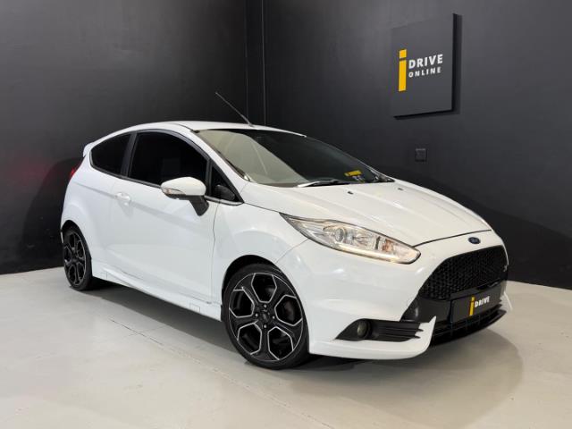 Ford Fiesta ST iDrive Online