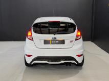 Ford Fiesta ST iDrive Online