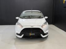 Ford Fiesta ST iDrive Online