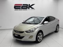 Hyundai Elantra 1.6 GLS EBK Diagonal Street