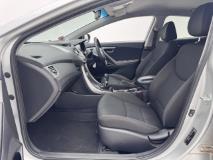 Hyundai Elantra 1.6 GLS EBK Diagonal Street