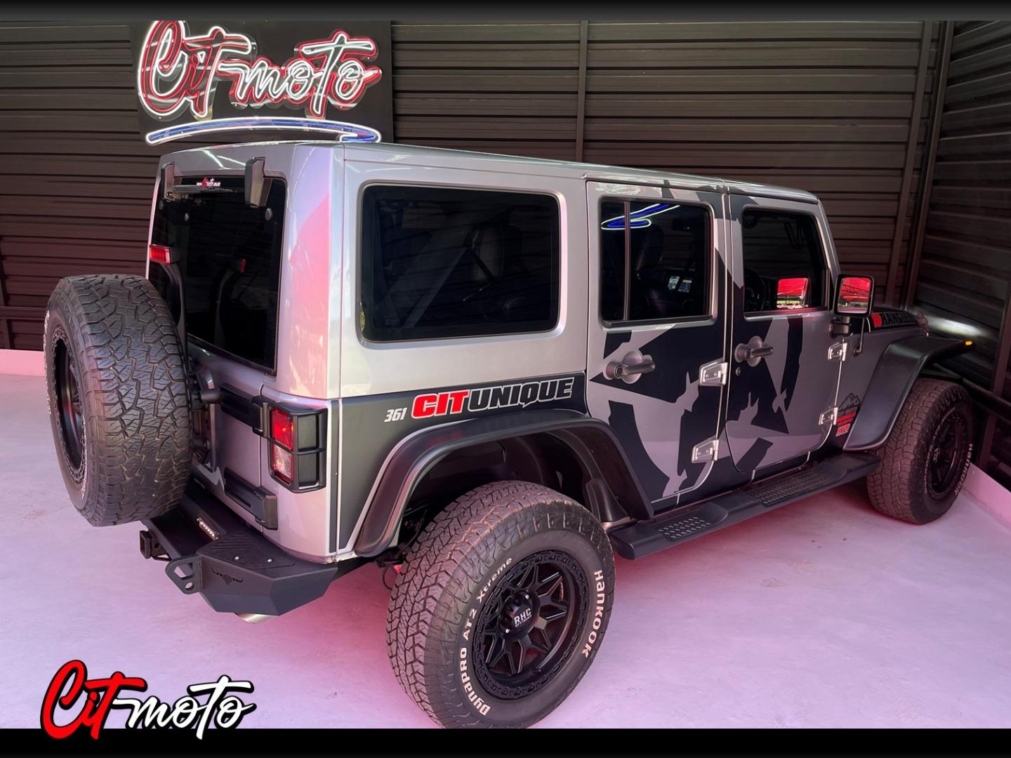 Jeep Wrangler Unlimited 3.6L Sahara CITMoto