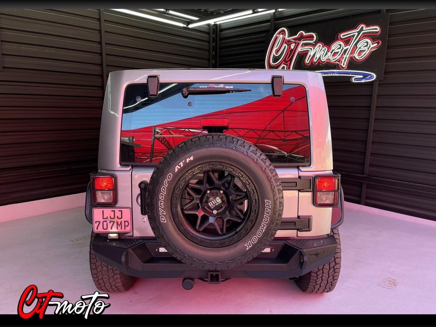 Jeep Wrangler Unlimited 3.6L Sahara CITMoto