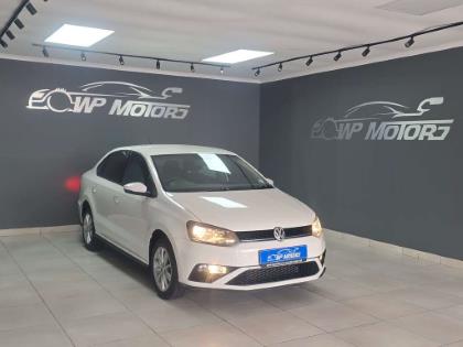 Volkswagen Polo Sedan 1.4 Comfortline WP Motors
