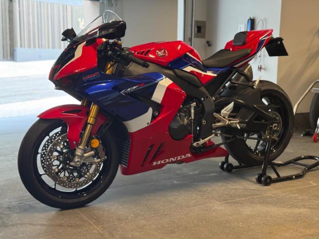 Honda CBR 1000RR-R SP