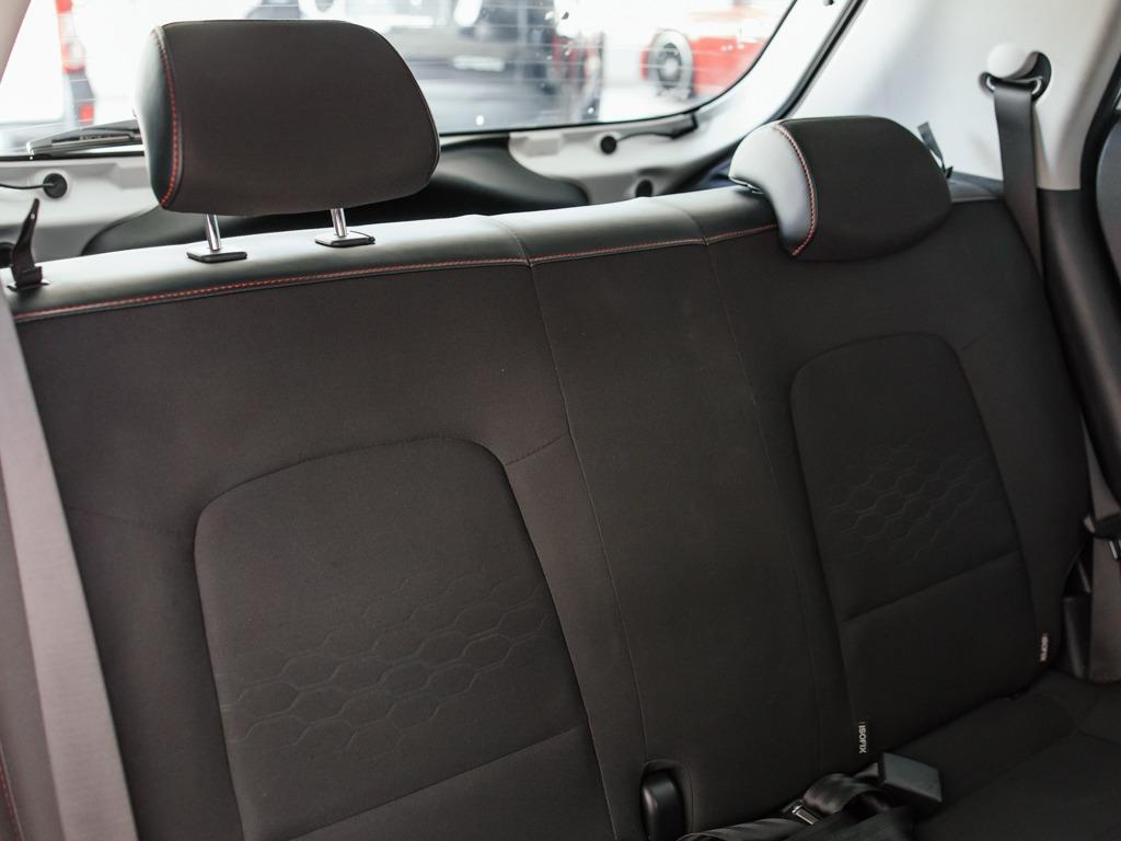Hyundai Grand i10 1.0 Motion Hatch Manual KIA Durban South