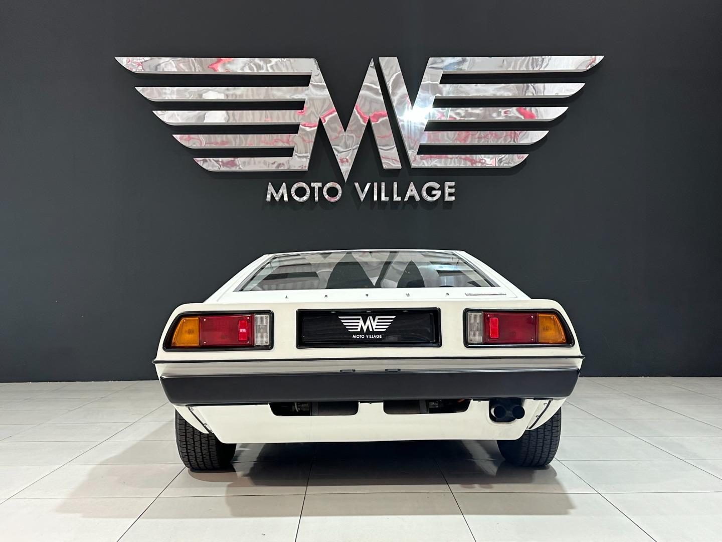 Lotus Esprit 2.2 Moto Village