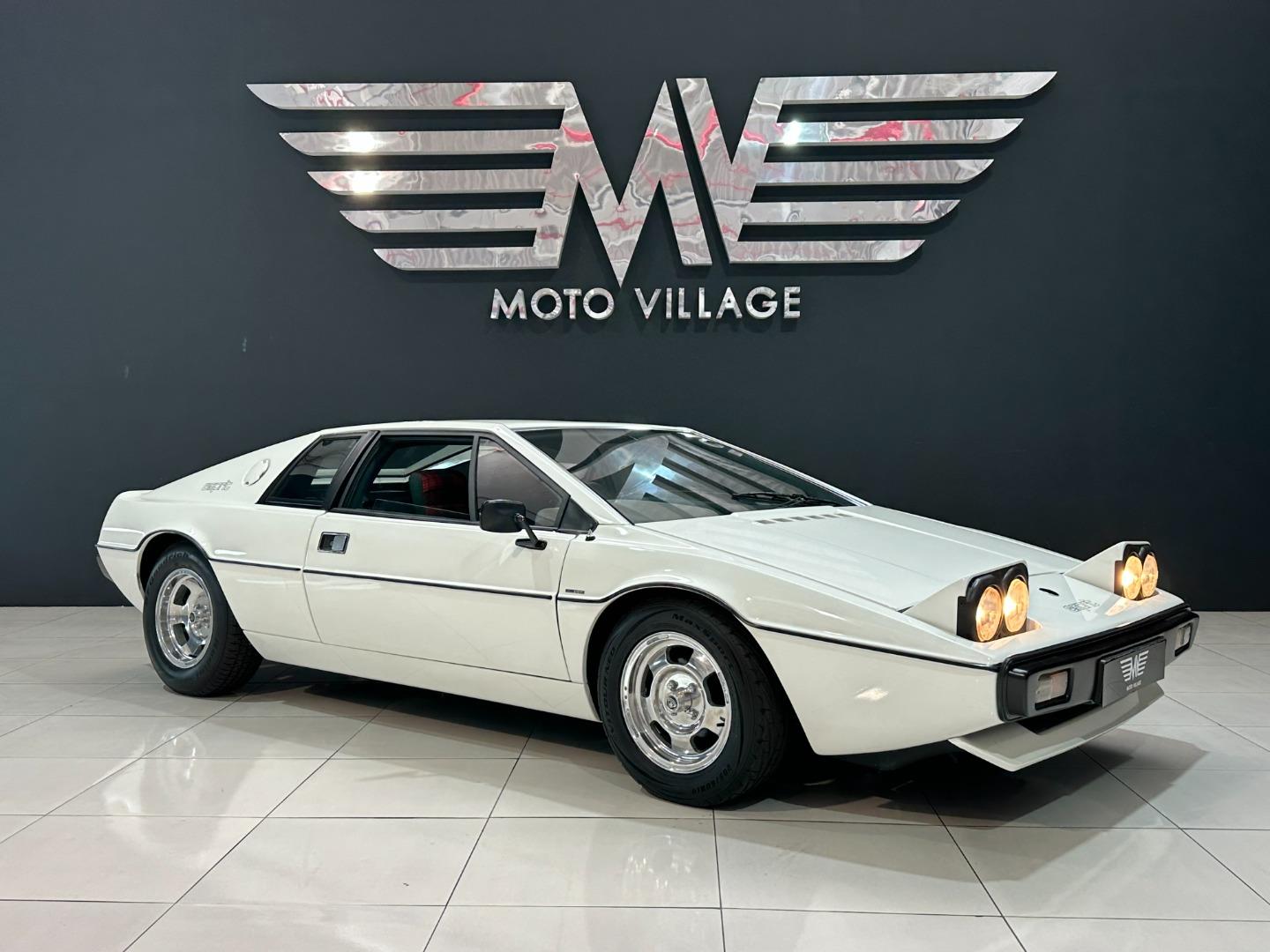 Lotus Esprit 2.2 Moto Village