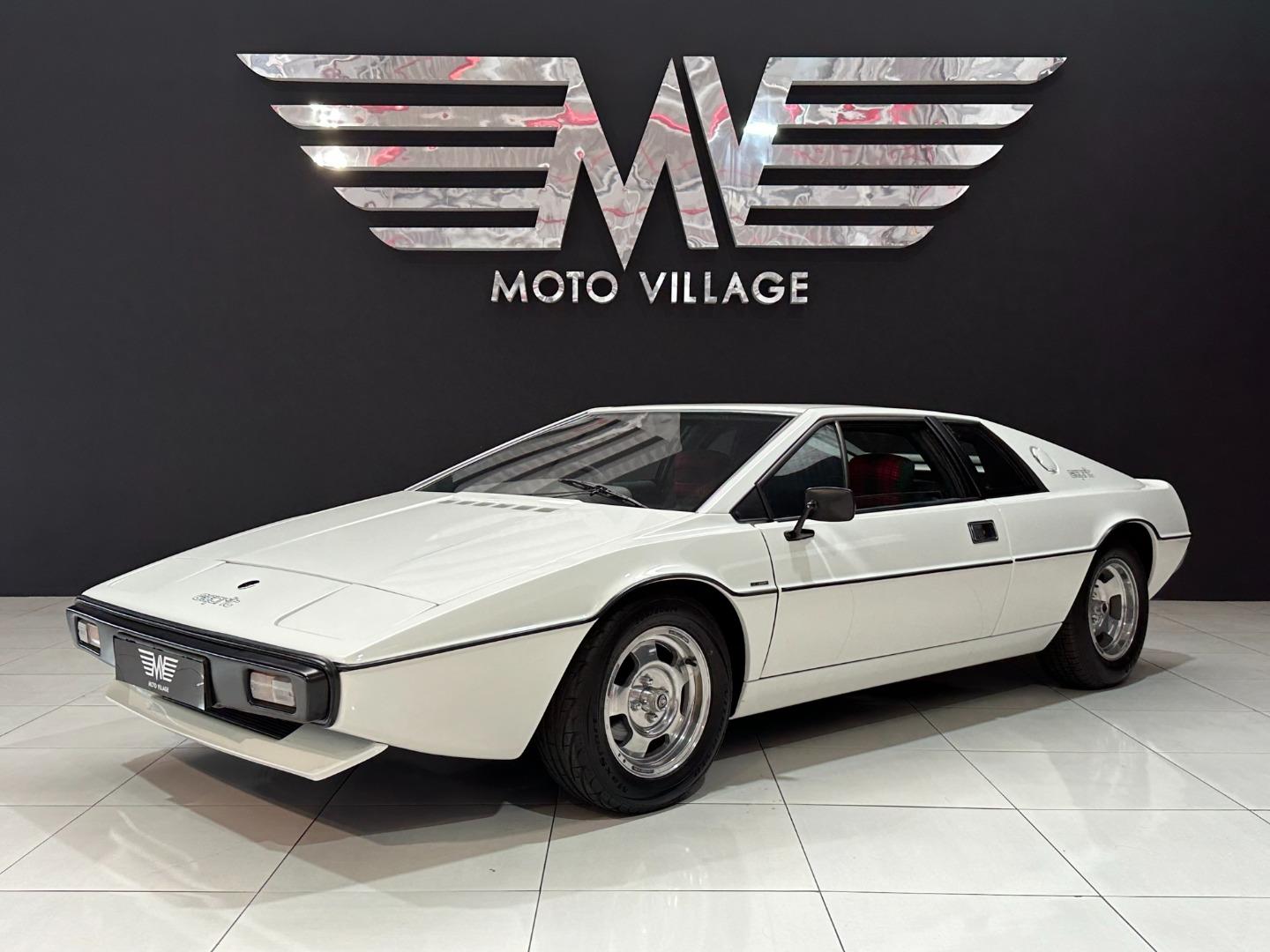 Lotus Esprit 2.2 Moto Village