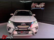 Toyota Fortuner 4.0 V6 4x4 Cit Moto