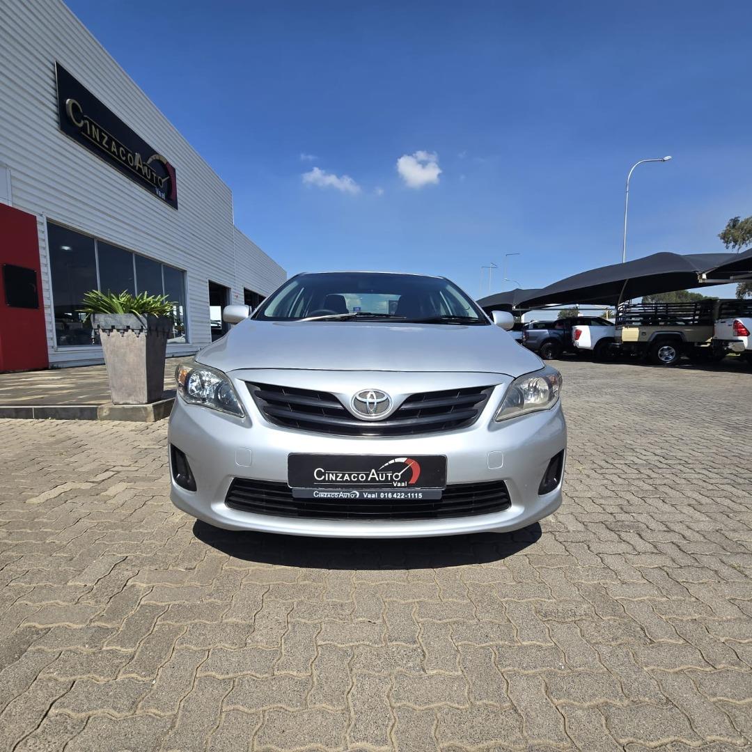 Toyota Corolla Quest 1.6 Cinzaco Auto