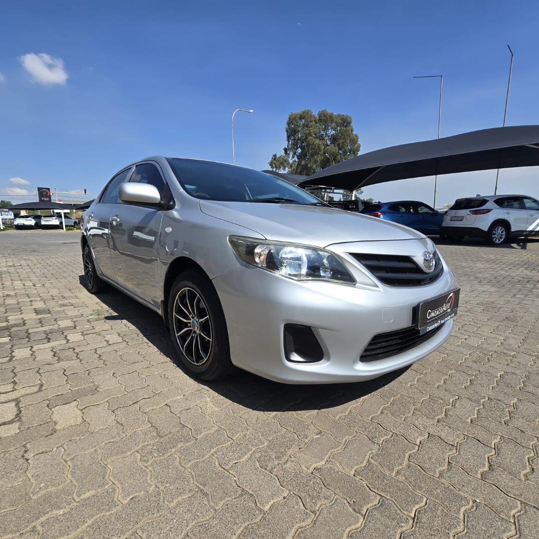 Toyota Corolla Quest 1.6 Cinzaco Auto