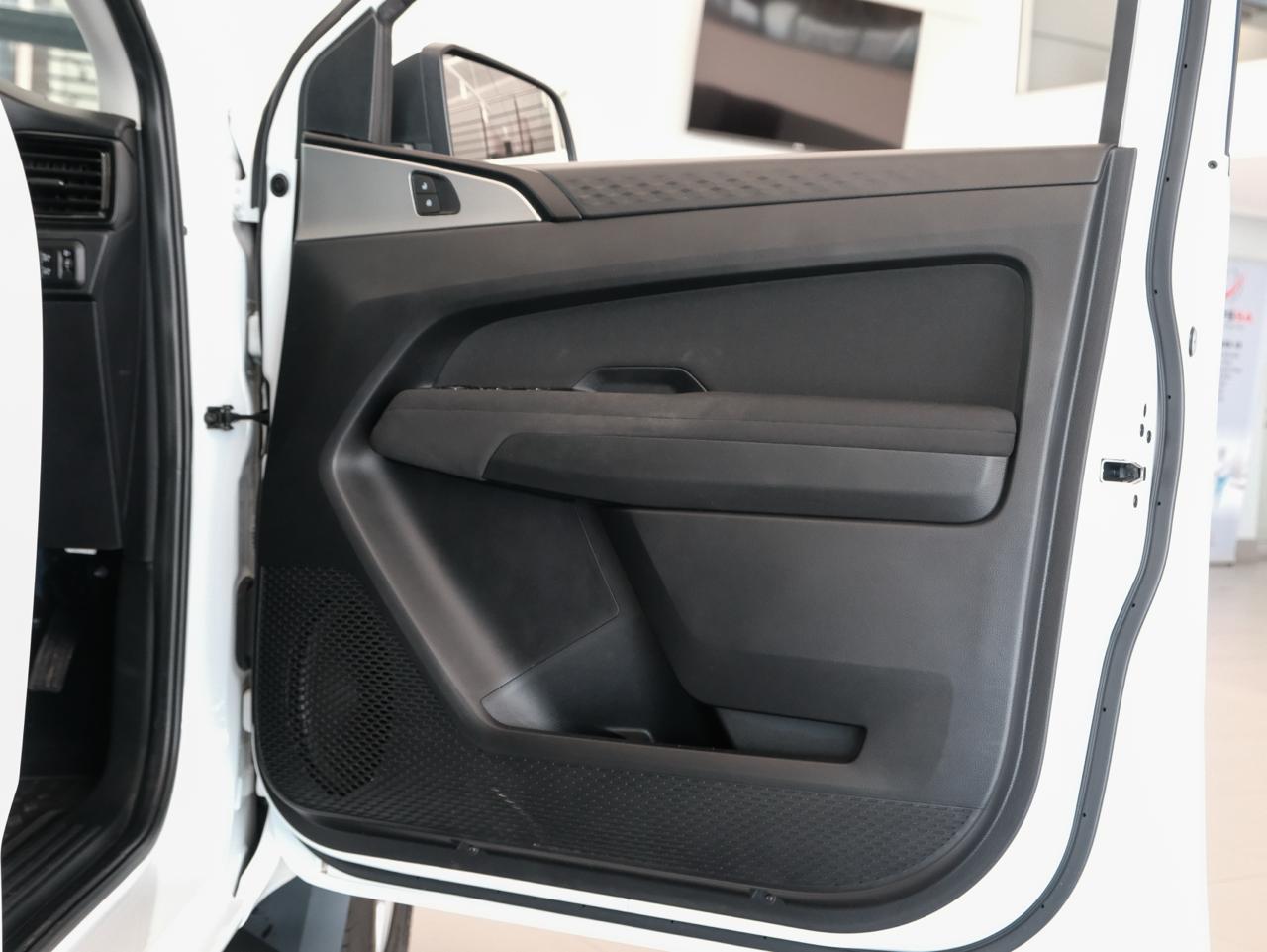 2024 Volkswagen Amarok