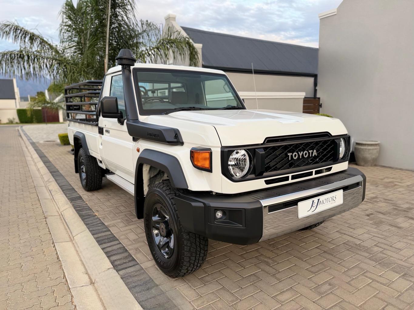 Toyota Land Cruiser 70 4.5 PICKUP