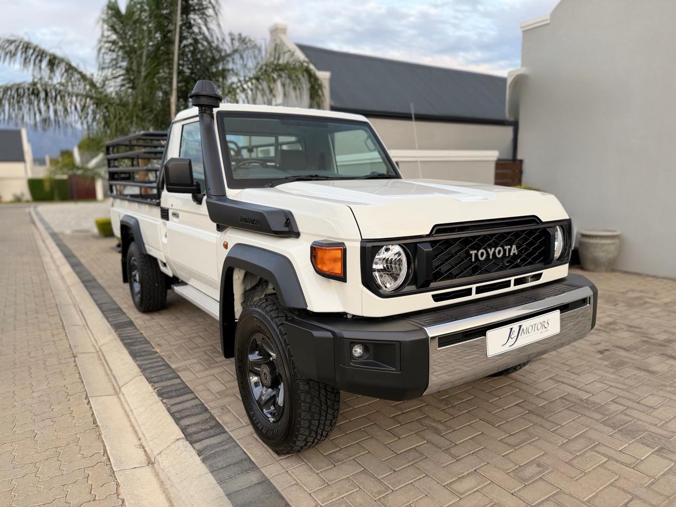 Toyota Land Cruiser 70 4.5 PICKUP