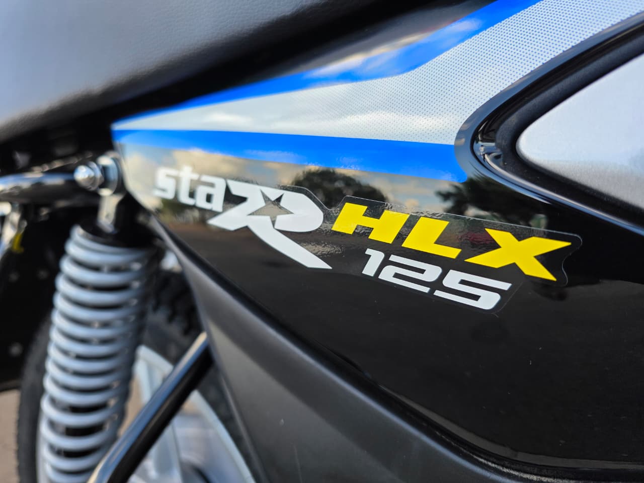 TVS HLX HLX 125 Refresh Linex