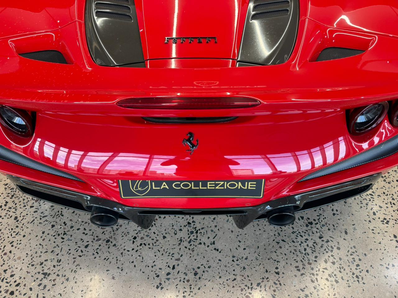 Ferrari F8 Spider La Collezione