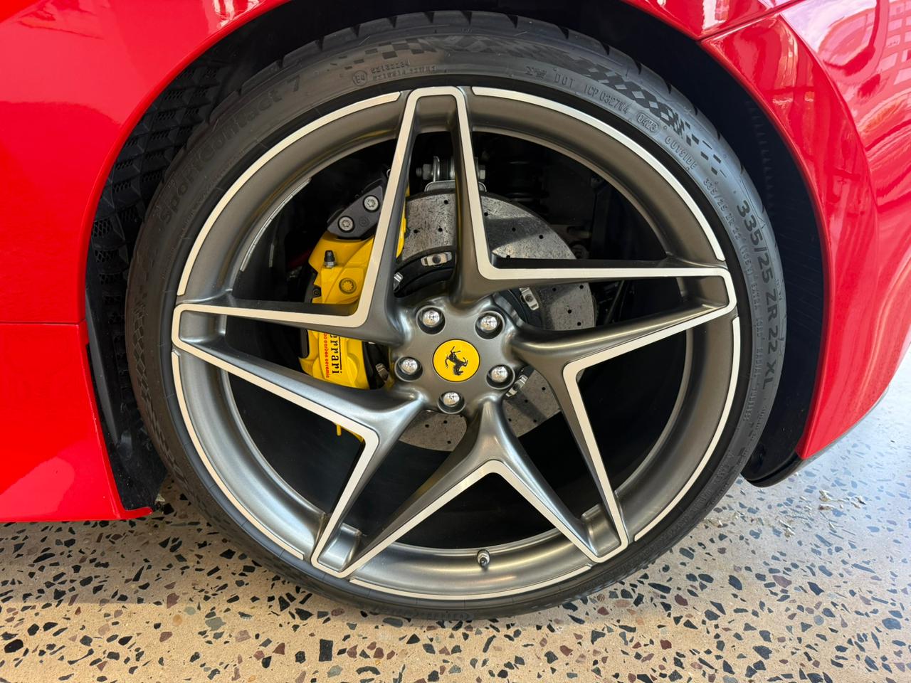 Ferrari F8 Spider La Collezione