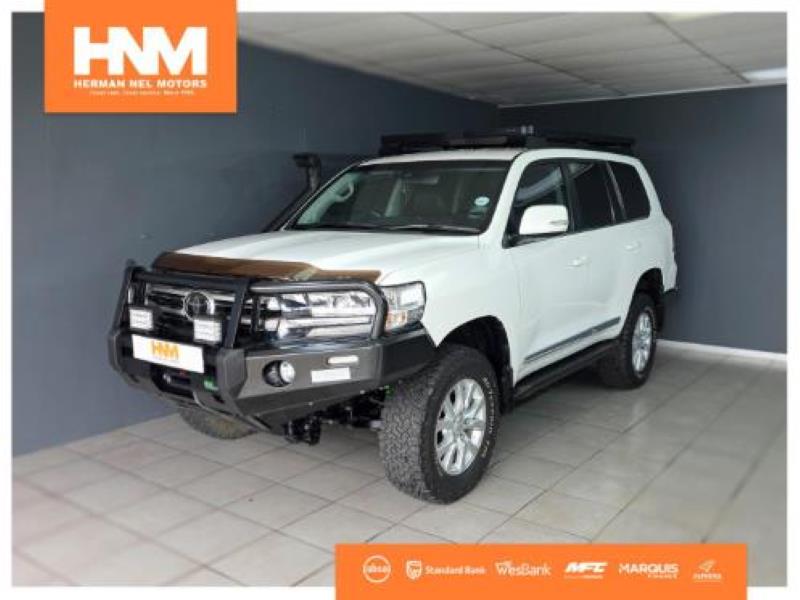 Toyota Land Cruiser 200 4.5D-4D V8 VX-R for sale in Roodepoort