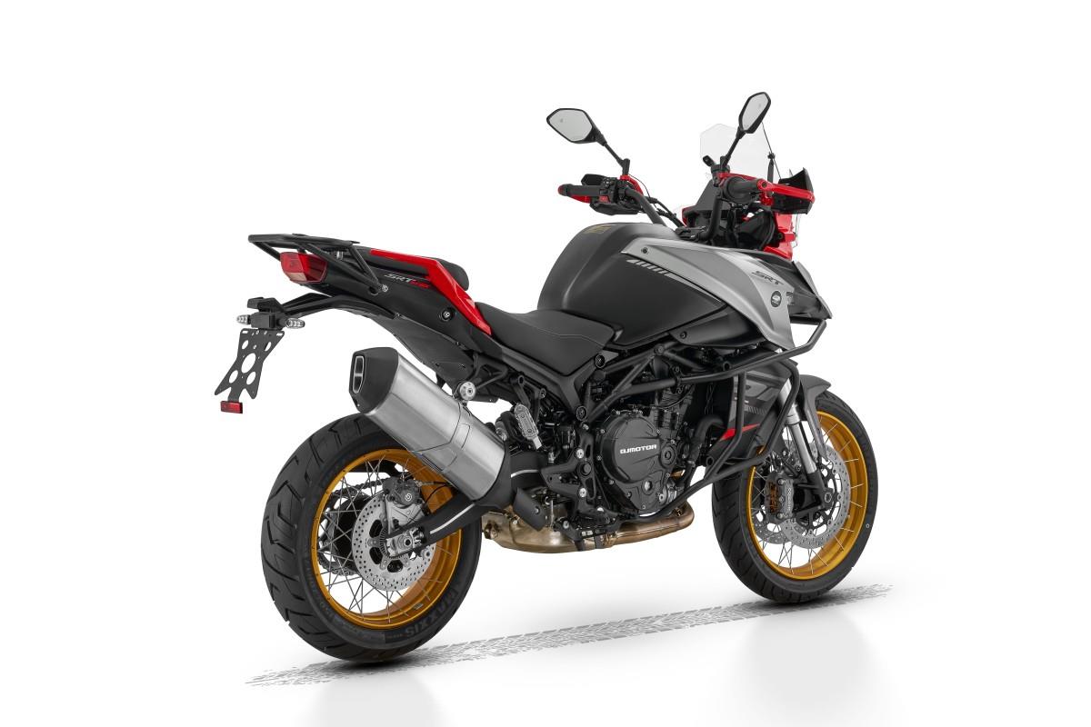 QJ Motor SRT 900 SX Corse Customs