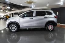 Renault Triber 1.0 Life Carter Suzuki Rosebank