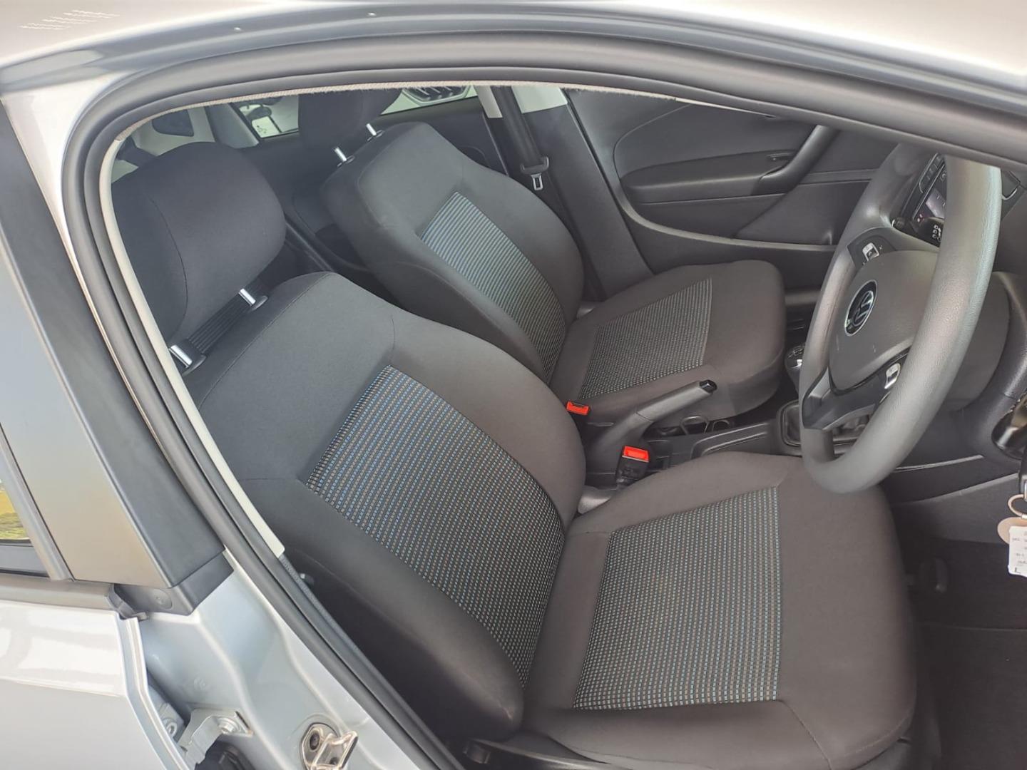 Volkswagen Polo Vivo Hatch 1.4 Comfortline BMW Shelly Beach - Supertech