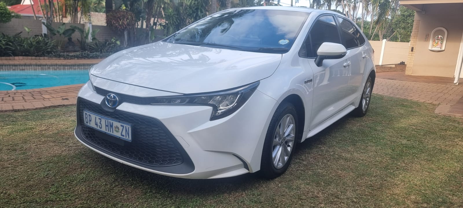 Toyota Corolla 1.8 Hybrid XS