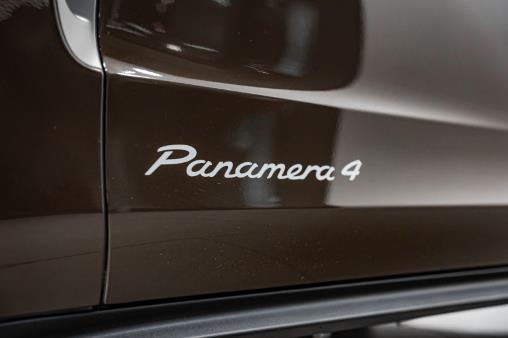 2023 Porsche Panamera 4 Platinum Edition for sale