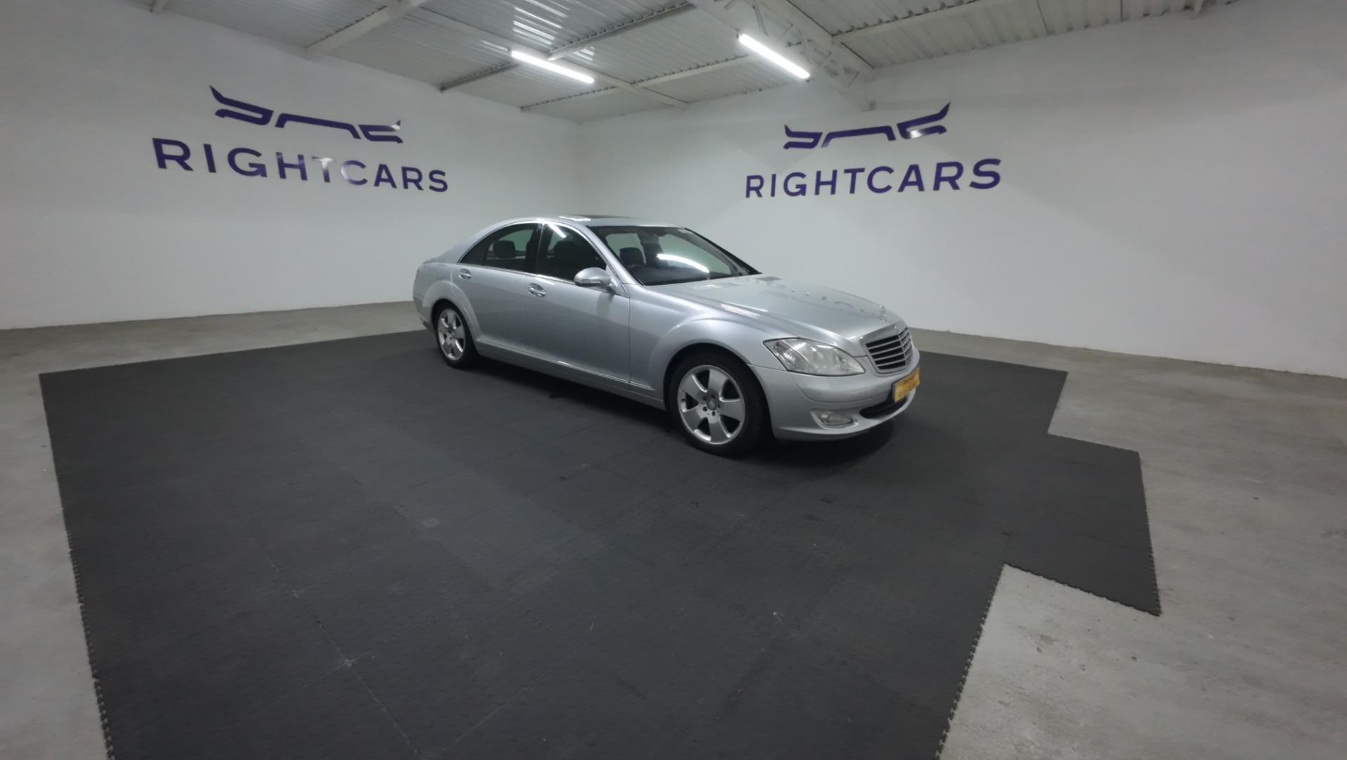 Mercedes-Benz S-Class S350 Right Cars