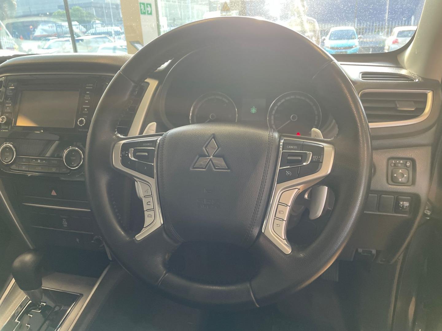 Mitsubishi Triton 2.4DI-D Double Cab 4x4 Auto Hyundai Mobeni