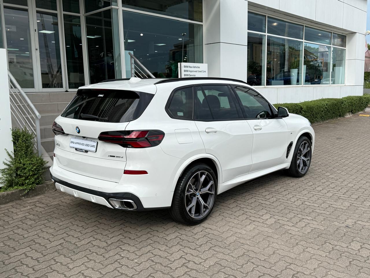 BMW X5 xDrive30d M Sport SMG BMW Durban City