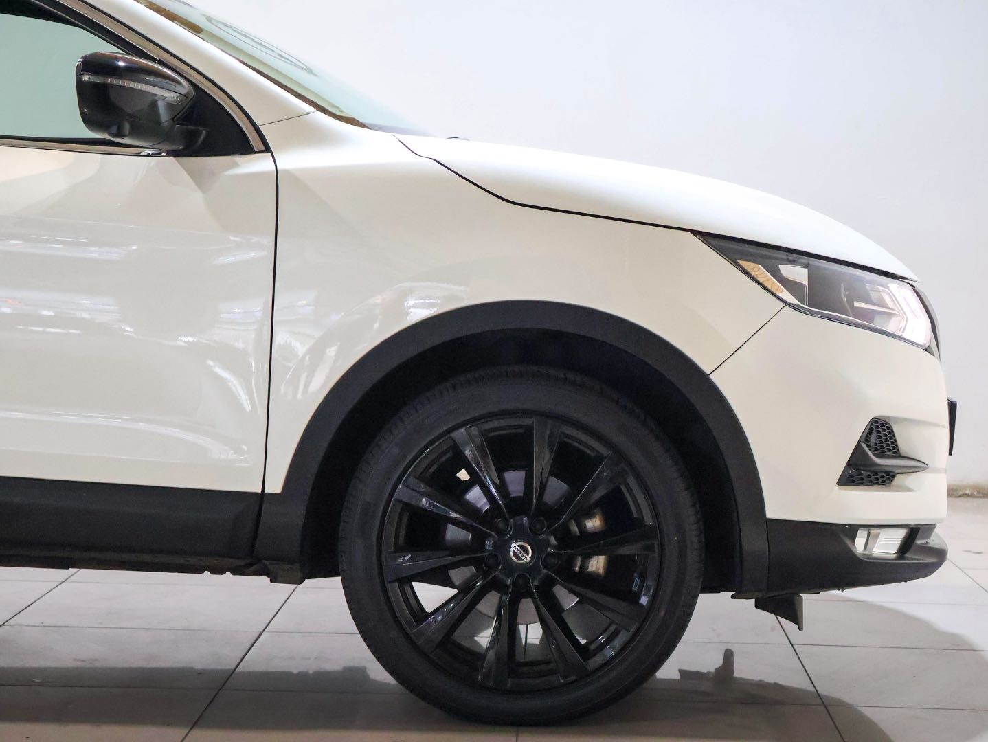 Nissan Qashqai 1.2T Midnight Edition Nissan Springs