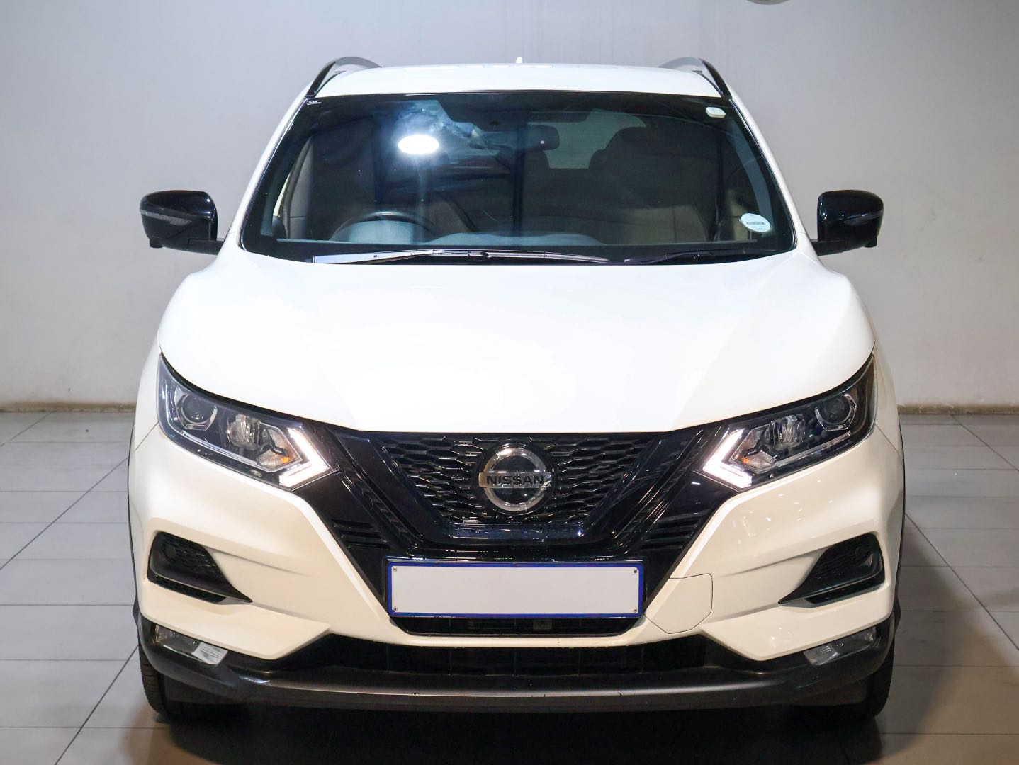 Nissan Qashqai 1.2T Midnight Edition Nissan Springs