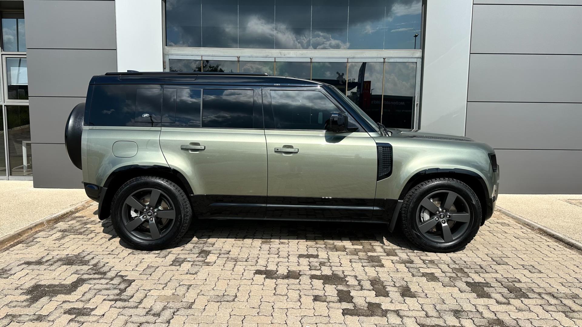 Land Rover Defender 110 D300 X-Dynamic HSE Jaguar Land Rover Limpopo