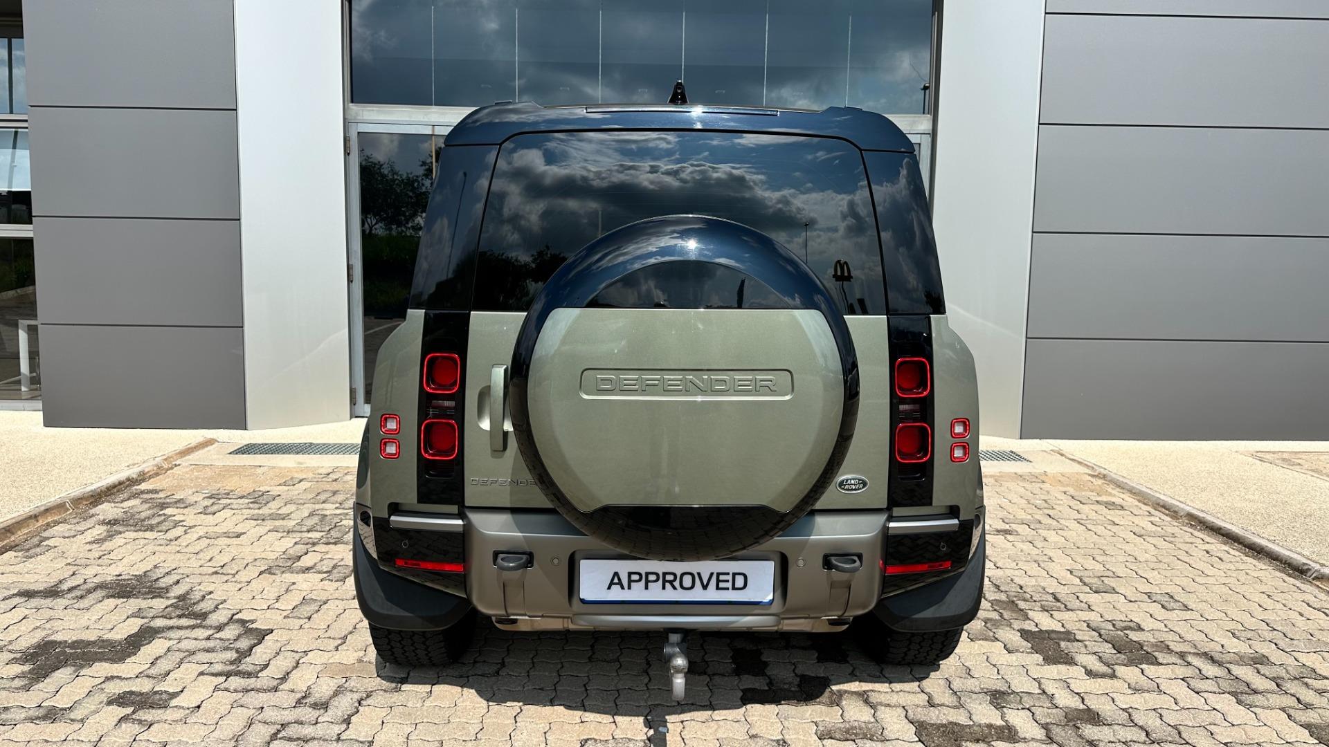 Land Rover Defender 110 D300 X-Dynamic HSE Jaguar Land Rover Limpopo