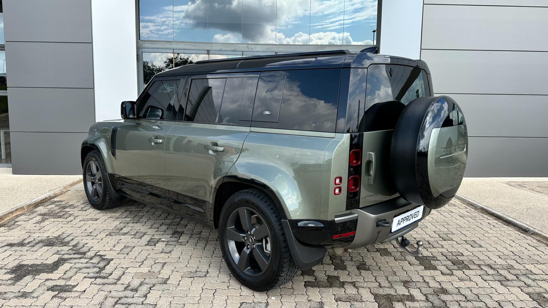 Land Rover Defender 110 D300 X-Dynamic HSE Jaguar Land Rover Limpopo