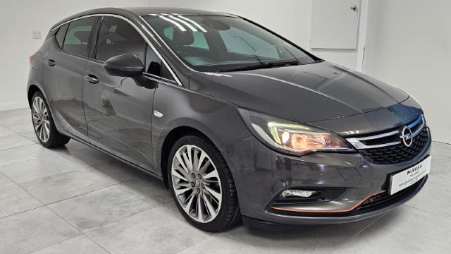 Opel Astra Hatch 1.6T Sport Plus Haval Cape Gate