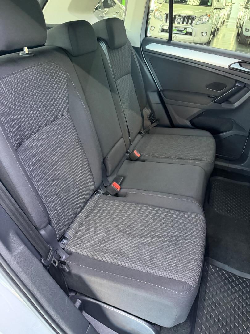 2019 Volkswagen Tiguan thumbnail 15