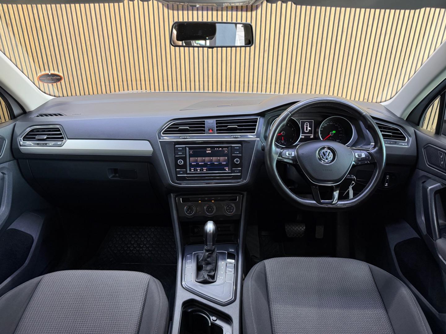 2019 Volkswagen Tiguan thumbnail 16