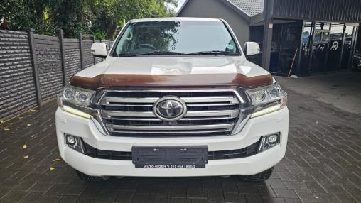 2017 Toyota Land Cruiser 200 4.5D-4D V8 VX for sale