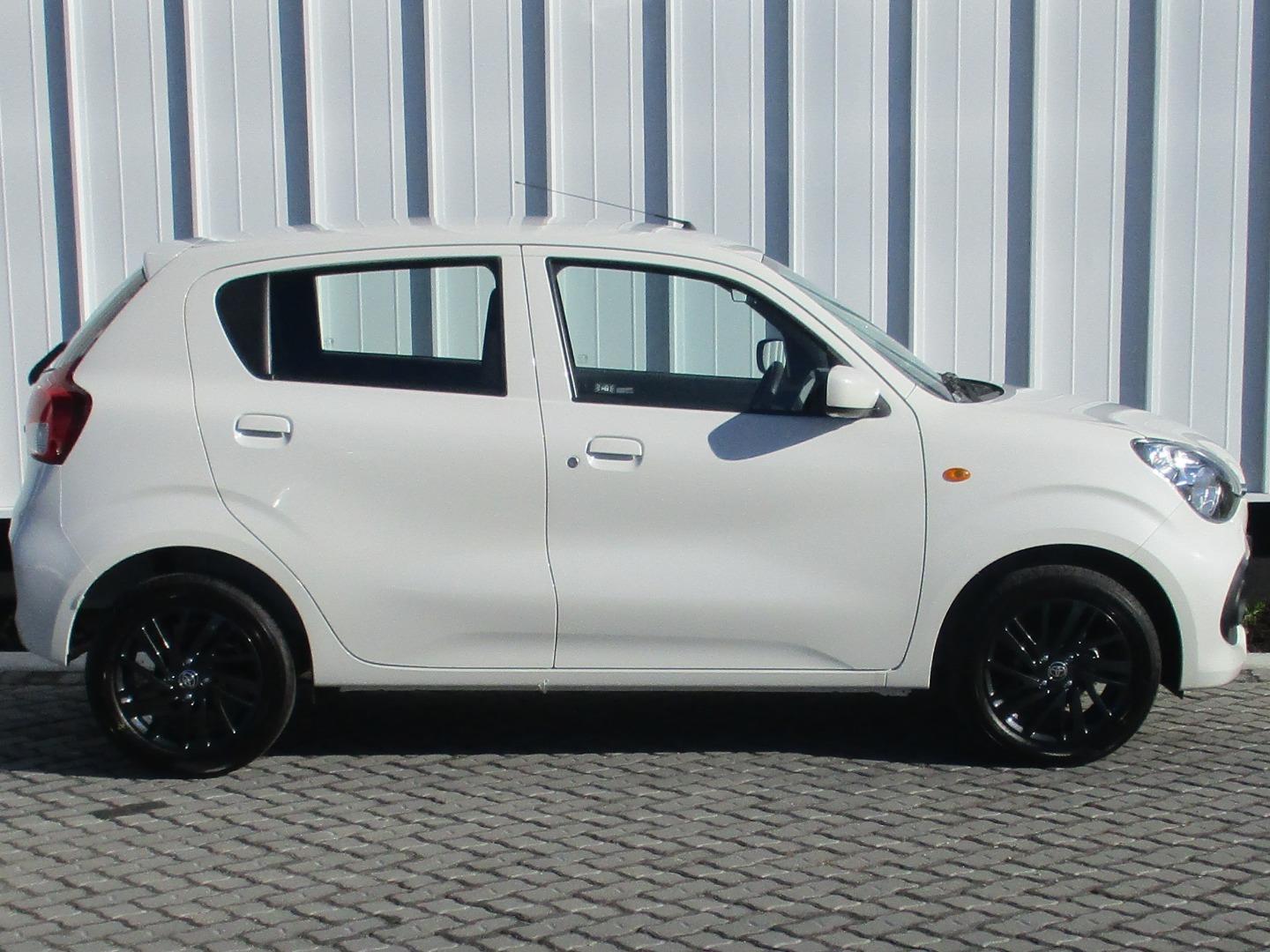Toyota Vitz 1.0 XR Auto Rola Toyota Somerset West New
