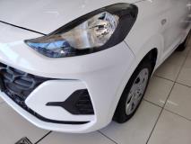 Hyundai Grand i10 1.0 Motion Hatch Mageba Cars