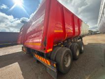 TOP TRAILER SLOPER BACK END TIPPER Pomona Road Truck Sales